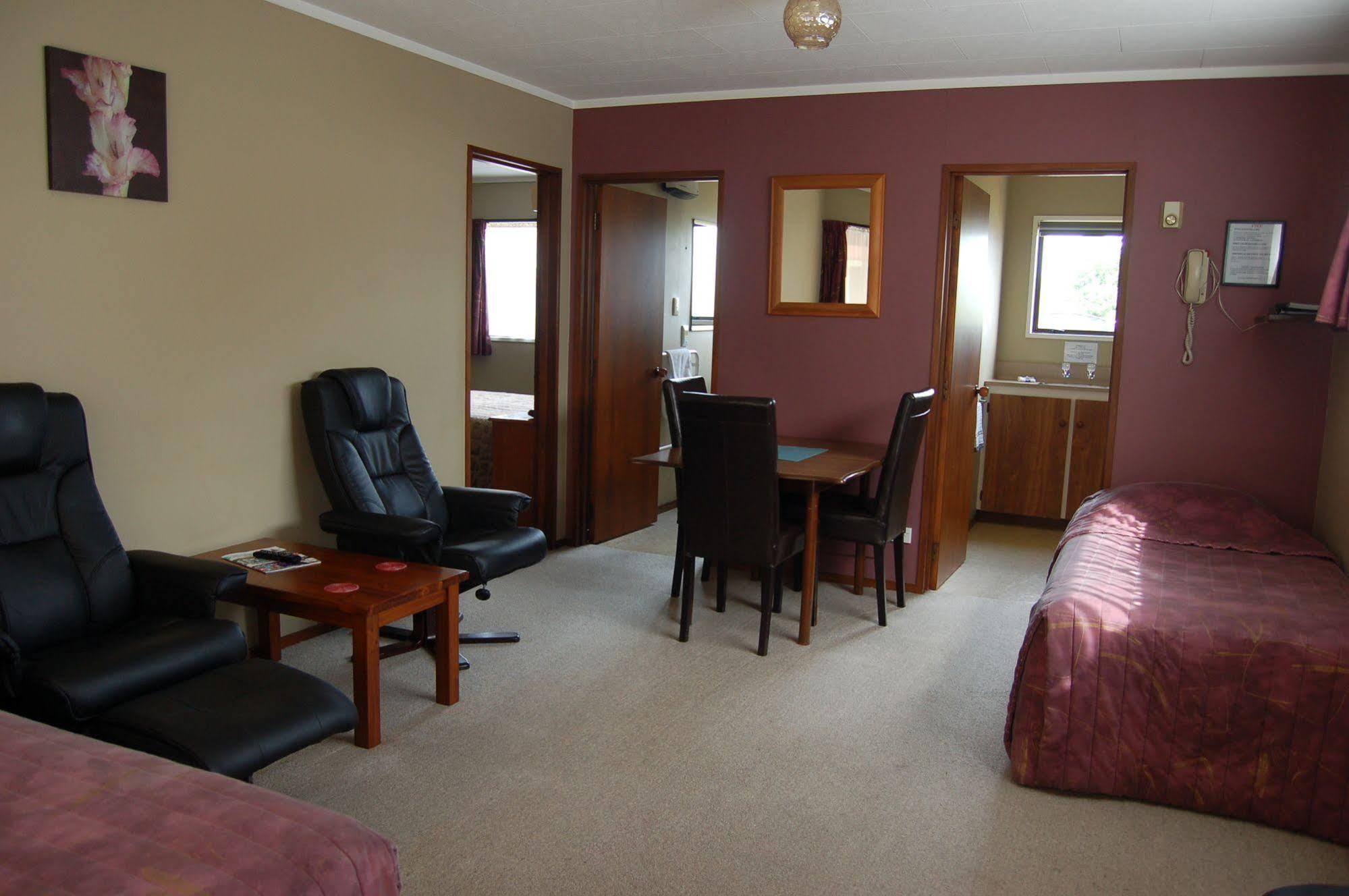 Carisbrook Motel Dunedin Zewnętrze zdjęcie