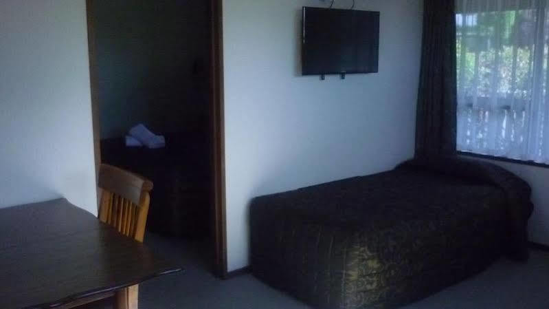 Carisbrook Motel Dunedin Zewnętrze zdjęcie